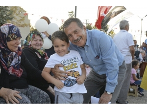 Çamlıca Parkı Ve Deneyimli Kafe Açıldı