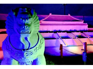 Kum Heykeller Efsaneler Temasıyla Yoğun İlgi Görüyor