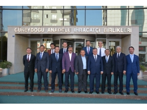 Güneydoğulu Halıcılar Yeni Hedef Pazarlara Yöneliyor