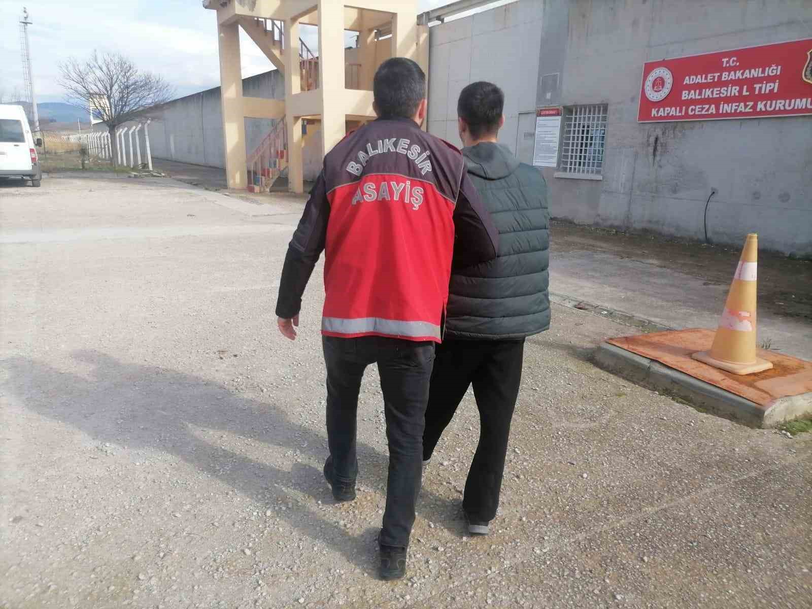balikesir-de-polisten-bir-haftada-yogun-mesai