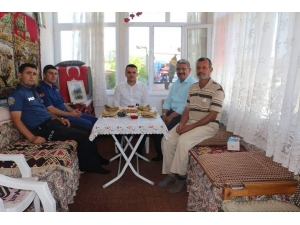 Altıntaş Protokolünden Kıbrıs Gazisine Bayram Ziyareti