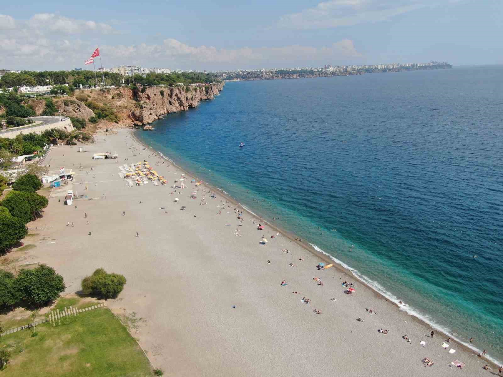 antalya-da-eylulde-deniz-keyfi