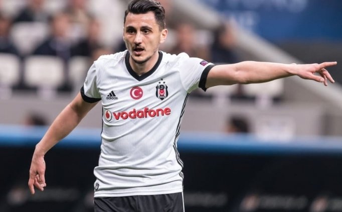 Mustafa Pektemek, Terim'den Veto Yedi!