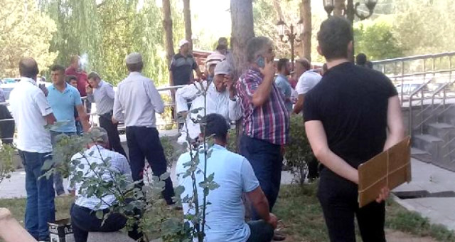 Erzincan'ın Tercan İlçesindeki Müftülük Toplantısında Silahlar Çekildi: 5 Ölü, 2 Yaralı