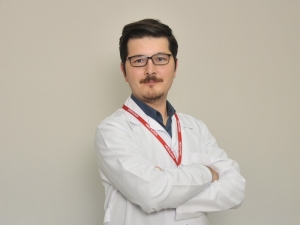 Acemi Kasaplara Cerrah Uyarısı: "El Kesiğini Küçümsemeyin"