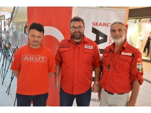 Akut Eskişehir Ekibinden ‘Geleceğimizi Birlikte Kurtaralım’ Sergisi