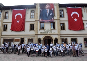 Taşköprü’de Bisikletle Şehir Turu Yapıldı