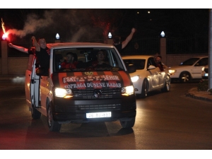 Eskişehirspor Şampiyon Gibi Uğurlandı