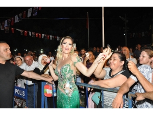 Petek Dinçöz Buldan’da Coştu Ve Coşturdu