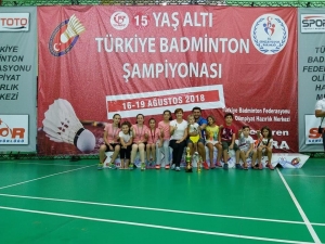 Badminton’da Türkiye Şampiyonu Oldular
