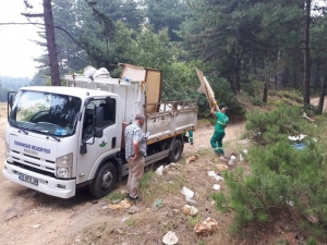 Osmangazi Belediyesi’nden Dağ Yolunda Temizlik