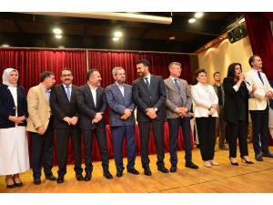 Çelik: "Ak Parti Kongreleri Türk Siyasi Hayatının Dönüm Noktalarıdır"