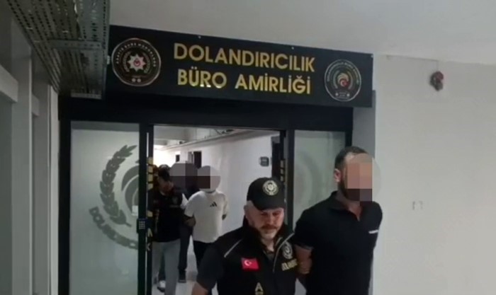 izmir-de-sahte-beyaz-esya-servisi-cetesine-operasyon-5-tutuklama