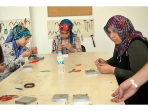 4 Bin Yıllık Mesleği Yaşatmak İçin Çırak Oldular