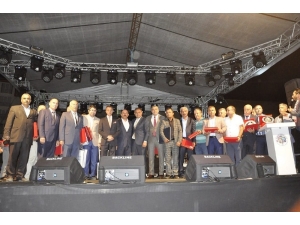 Gürün Kültür Ve Sanat Festivali’nde Binler Buluştu