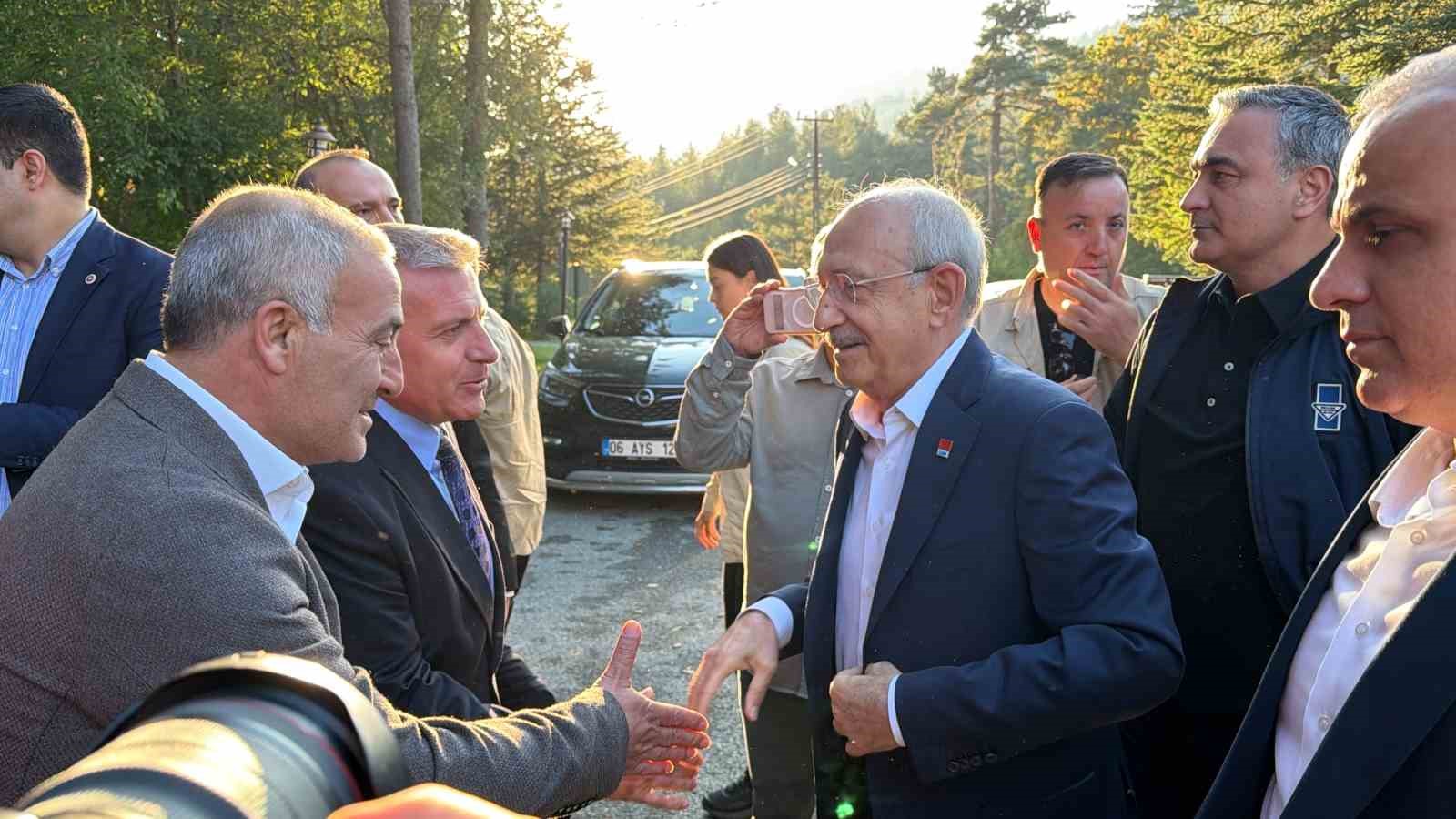 chp-genel-baskani-kilicdaroglu-3-gunluk-chp-kampi-icin-bolu-ya-geldi