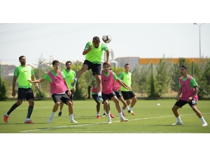 Atiker Konyaspor’da, Bursaspor Maçı Hazırlıkları Sürüyor