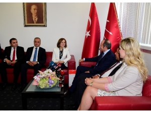 Mhp’den Chp’ye Bayram Ziyareti