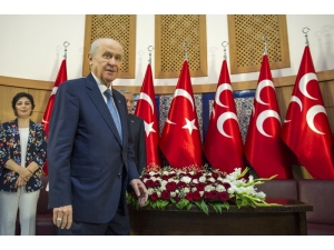 Mhp Lideri Bahçeli’den Yunanistan’a 9 Eylül Göndermesi