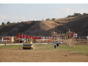 Ahlat, 1071 Kutlamalarına Hazır