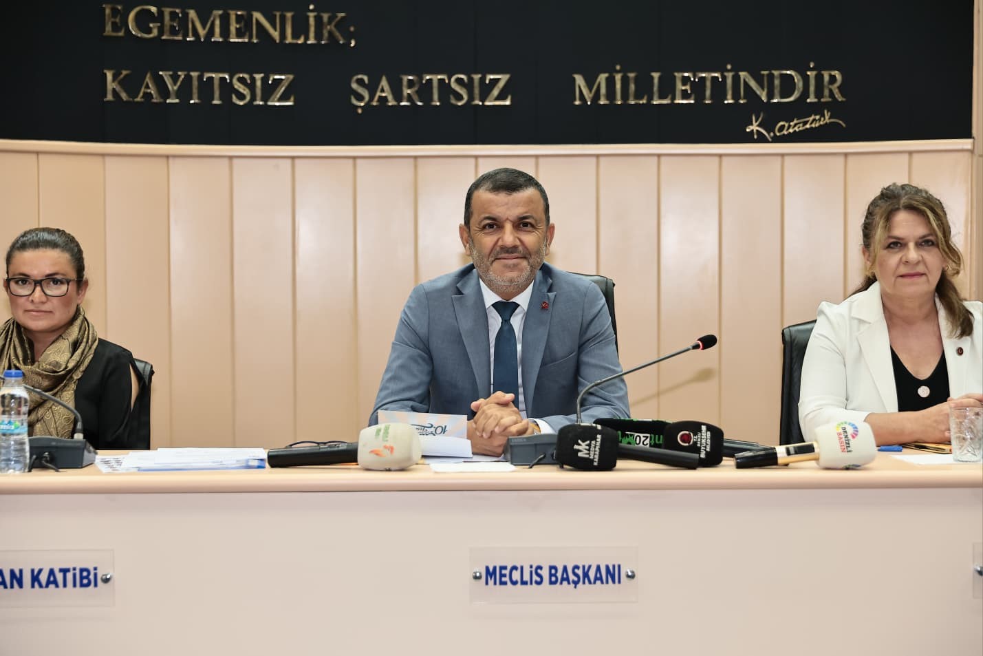 denizli-buyuksehir-meclisi-nden-ogrenci-ve-ailelere-uclu-destek-paketi