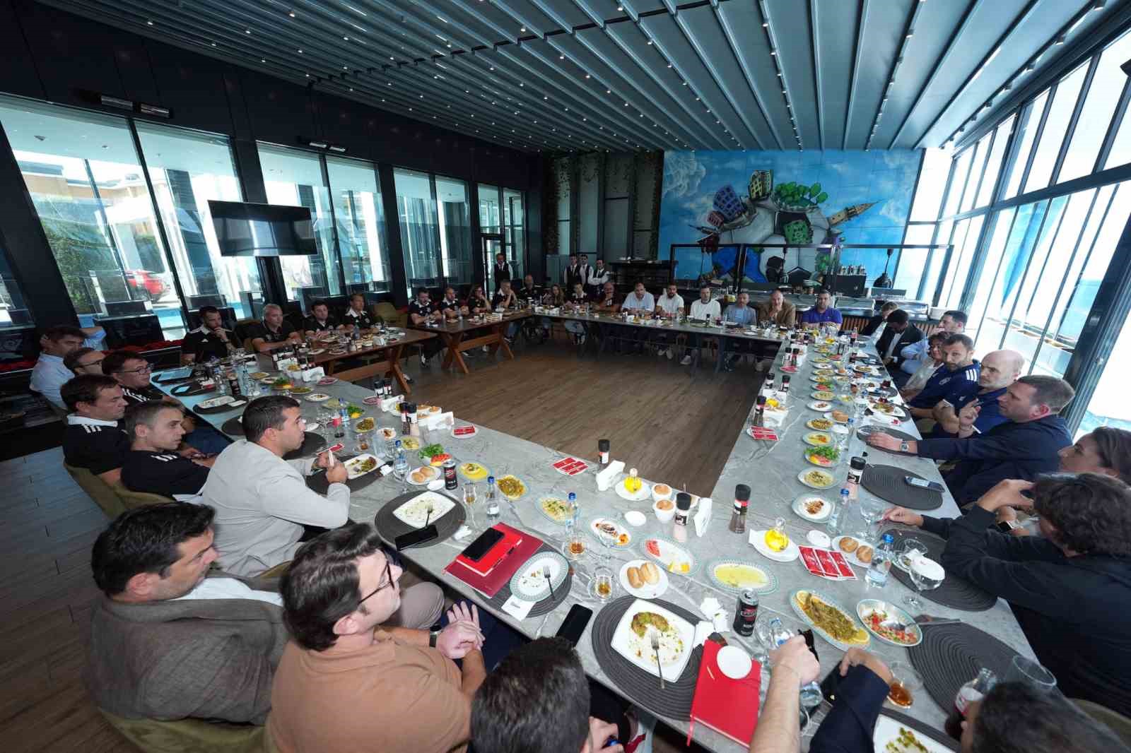 2027-ispanya-super-kupasi-organizasyon-toplantisi-yapildi