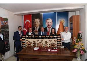 Ak Parti Genel Başkkan Yardımcısı Sarıeroğlu: “Bu Coğrafyada Halen Varlığımızı Sürdürebiliyorsak, Bunu Zafere Borçluyuz”