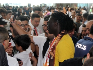 Gomis İstanbul’dan Ayrıldı