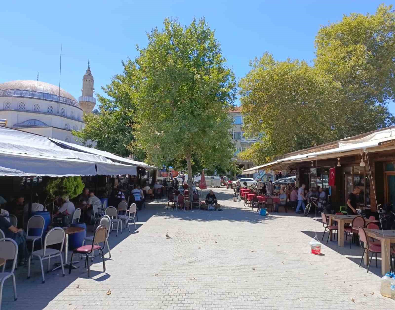 mudanya-da-belediye-dukkanlarinin-ihale-bedelleri-dudak-ucuklatti