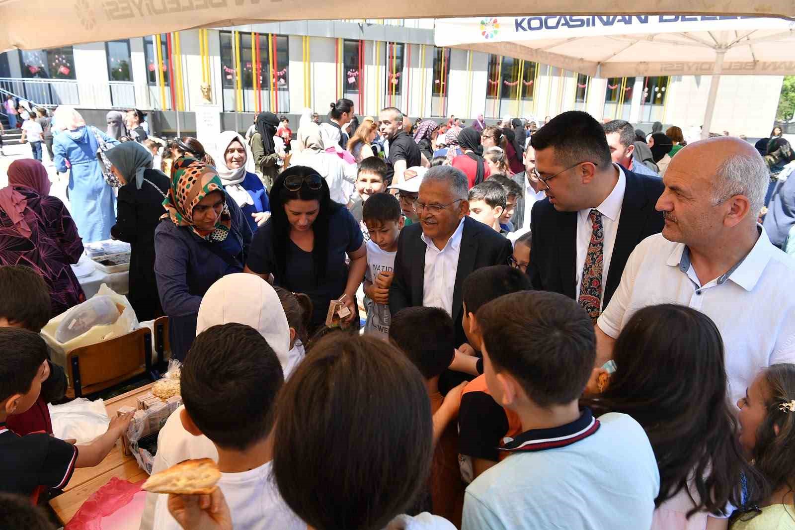 baskan-buyukkilic-tan-okullardaki-bahar-coskusuna-yakin-ilgi