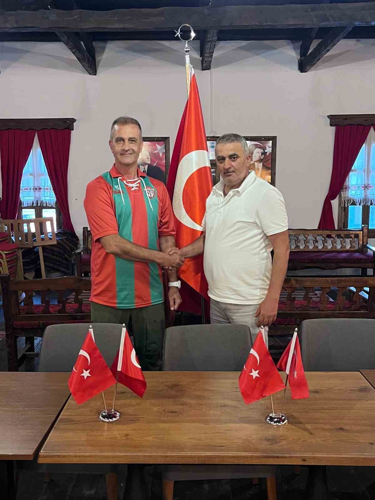 osmanelispor-imparator-lakapli-hasan-kol-ile-yola-devam-dedi