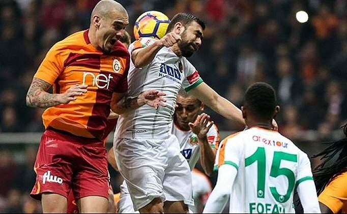 Galatasaray'ın Iç Sahada Bileği Bükülmüyor