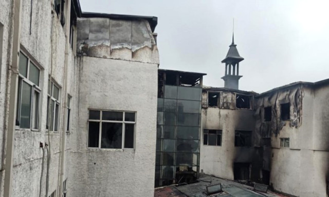 Çin'in Tatil Bölgesindeki Otelde Yangın Faciası: 18 Kişi Yanarak Can Verdi