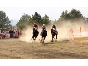 Demba Ba’nın Ayağı Kırıldı