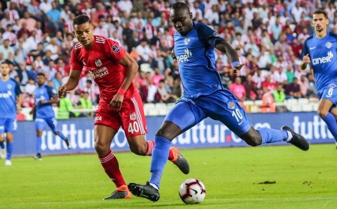 Kasımpaşa Doludizgin! Sivas'ta 3'te 3 Oldu