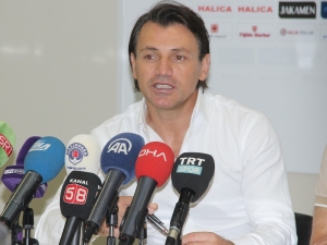 Tamer Tuna: "Bariz Üstünlüğümüze Rağmen Kaybetmek Üzücü"