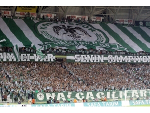 Spor Toto Süper Lig: Konyaspor: 1 - Bursaspor: 1 (İlk Yarı)