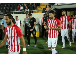 Spor Toto 1. Lig: Balıkesirspor Baltok: 0 - Osmanlıspor: 3