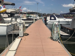 Burhaniye’de Yat Limanı Yenileniyor