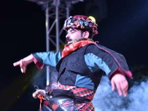 Uluslararası Zafer Halk Oyunları Festivali Başladı