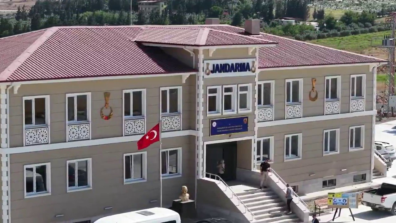 iskenderun-da-cebike-jandarma-karakolunun-yapiminda-sona-gelindi