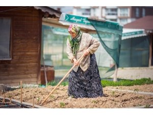 Hobi Bahçesi Sakinleri Üretmenin Hazzını Yaşıyor