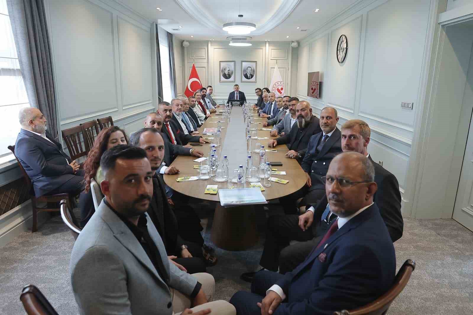 roman-toplumunun-beklenti-ve-talepleri-bakanlik-ta-ele-alindi