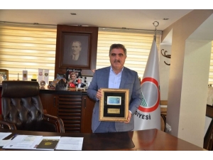 Hat Müzesinin İlk Biletini Erdoğan İçin Ayırdılar