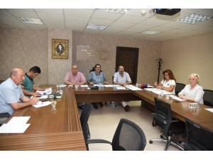 İzmit Belediyesi Akaryakıt İstasyonu Sattı