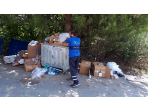 İzmit Belediyesi’nden Uyarı: “Mavi Konteynerler Geri Dönüşüm İçin”