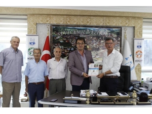 Başkan Duymuş’a Ziyaretler Sürüyor