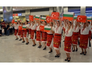 Park Afyon Avm’de Halk Oyunları Gösterisi