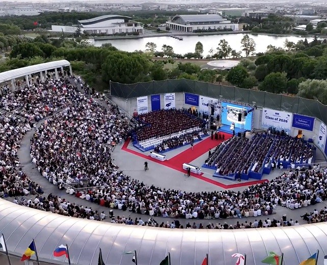 sabanci-universitesi-nin-24-donem-lisans-ve-27-donem-lisansustu-mezuniyet-toreni-gerceklesti