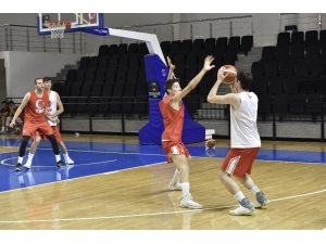 Eğitimlerin Aranan Takımı Mamak